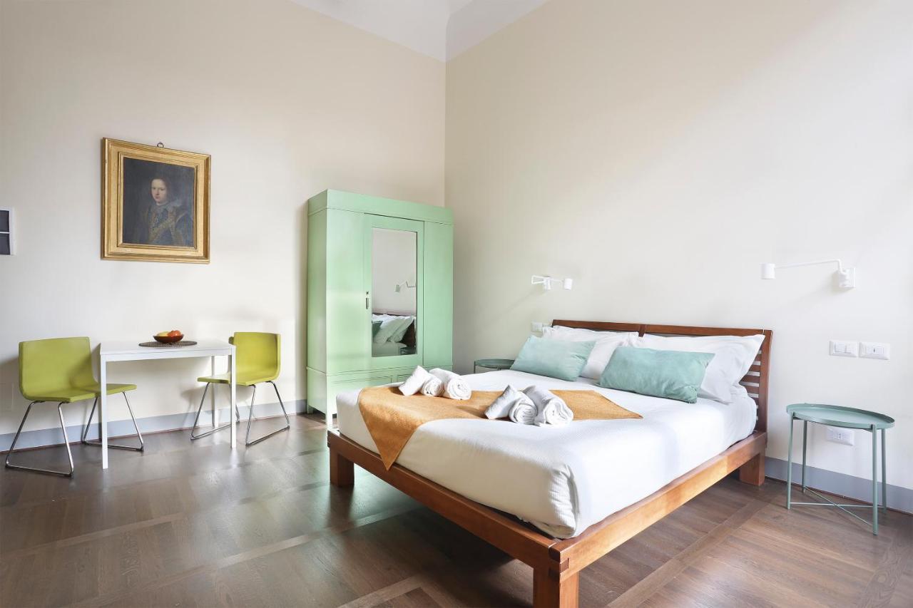 פירנצה Apt. Ocra - Pauline Suites, Palazzo Borghese מראה חיצוני תמונה
