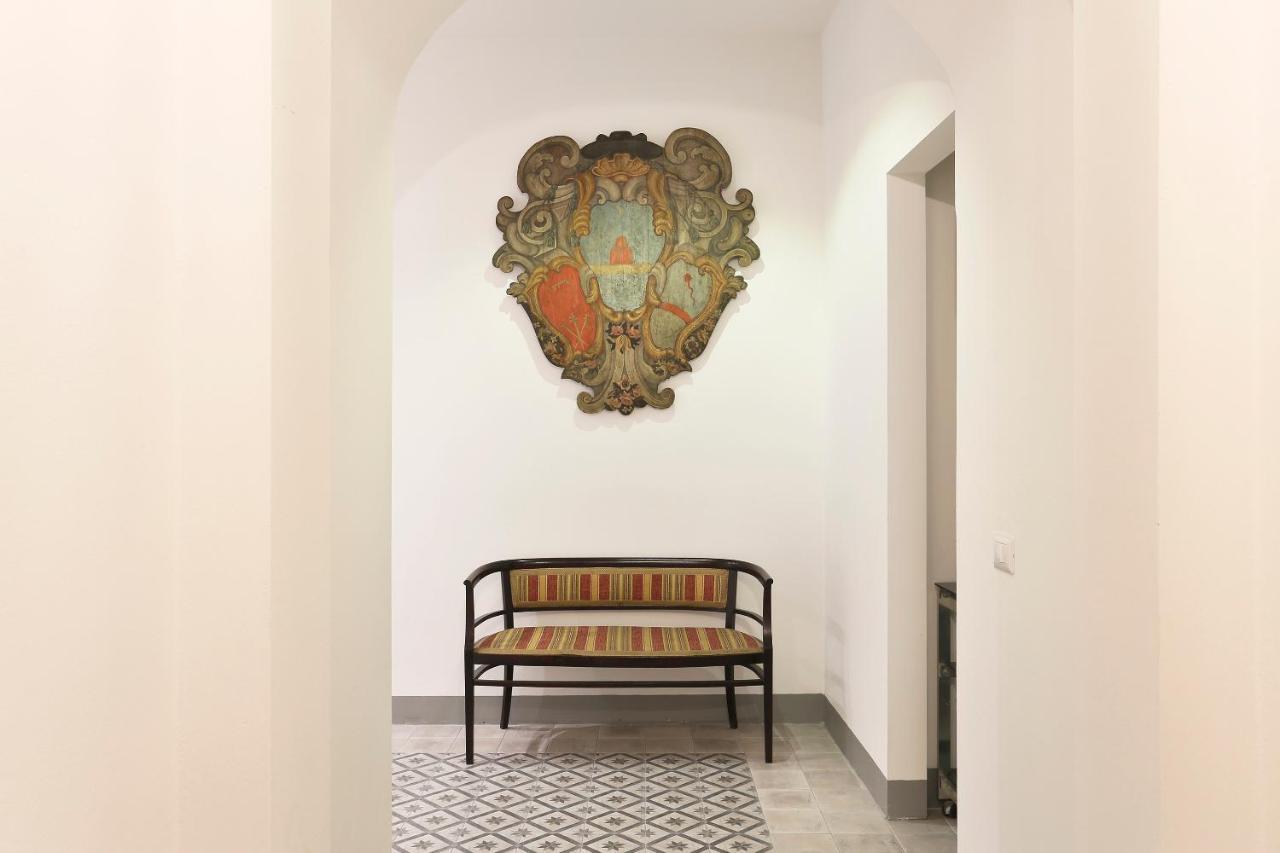 פירנצה Apt. Ocra - Pauline Suites, Palazzo Borghese מראה חיצוני תמונה